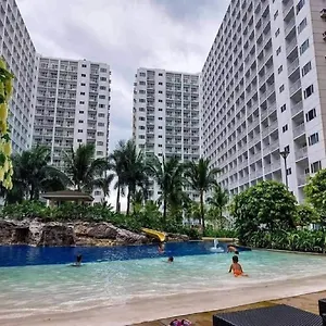 Shore Residences Отель