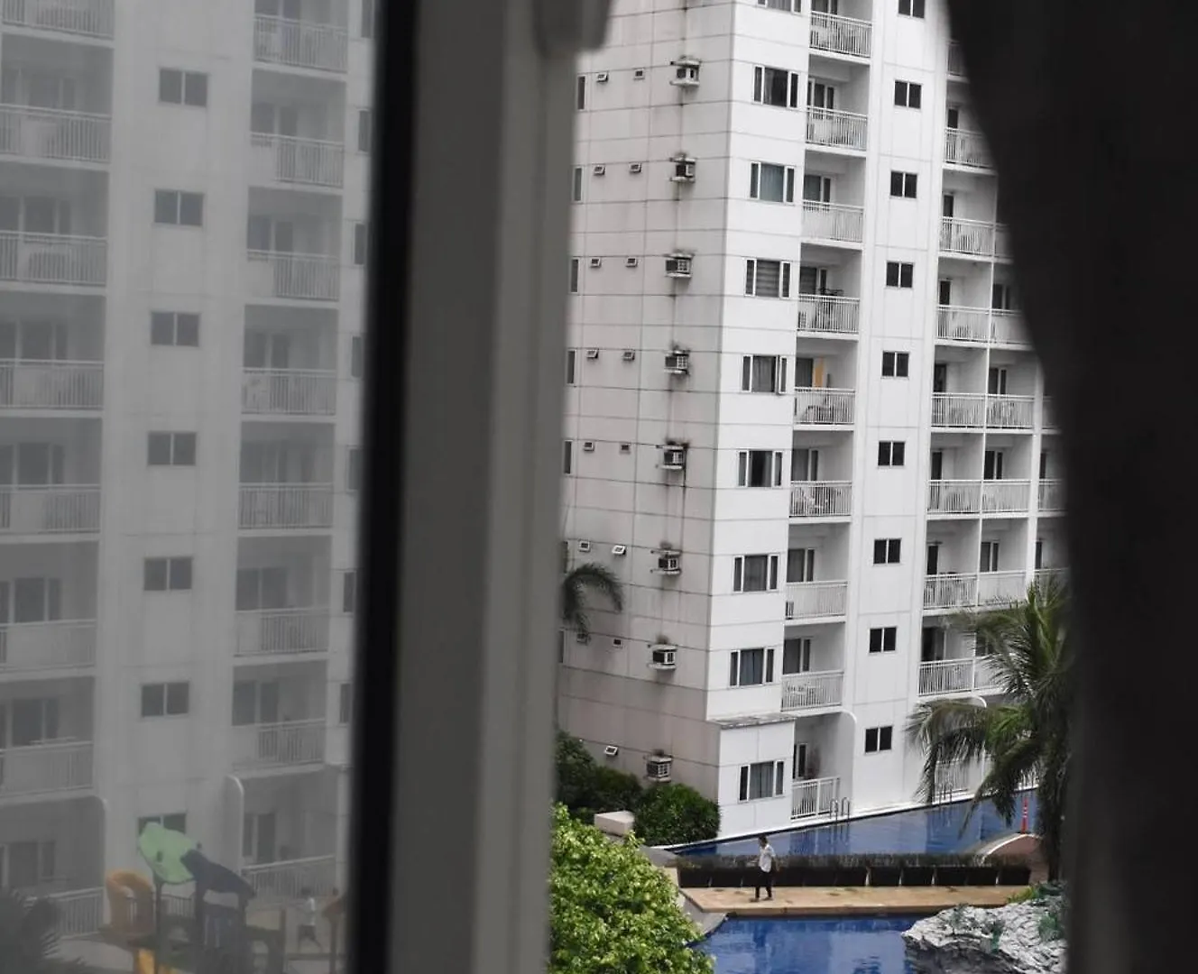 Shore 1 Residences 파사이 호텔