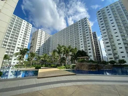 Shore 1 Residences 파사이 5*,  필리핀