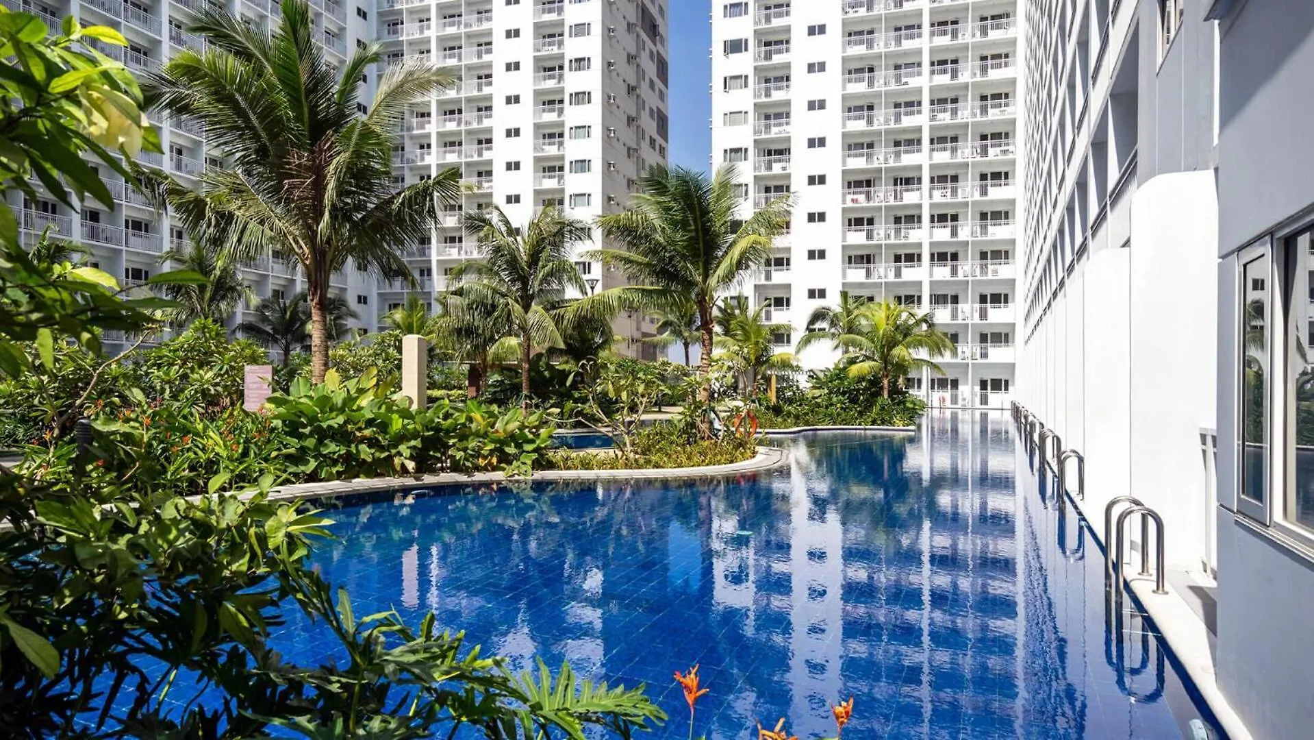 Shore 1 Residences 파사이 호텔